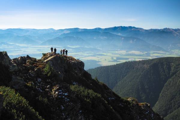 Otrhance, v pozadí Nízke Tatry